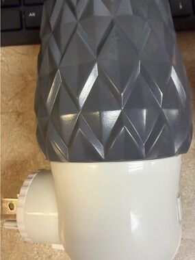 Zig Zag Scentsy Air Mini Fan
Diffuser